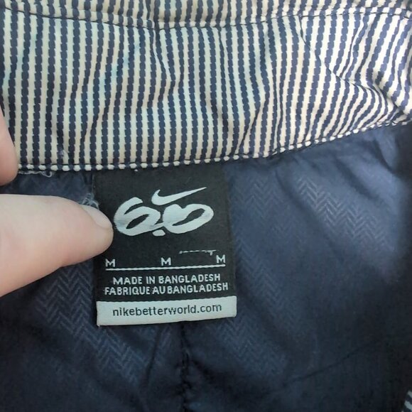 Nike 6.0 White and Blue Pinstripe Button Down Puffer Size Medium - Picture 3 of 6